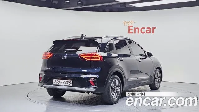 Kia Niro 2020 — фото 2
