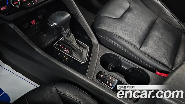 Kia Niro 2020 — фото 9