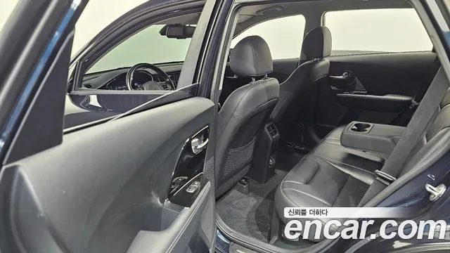 Kia Niro 2020 — фото 11
