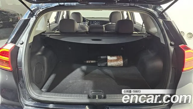 Kia Niro 2020 — фото 20