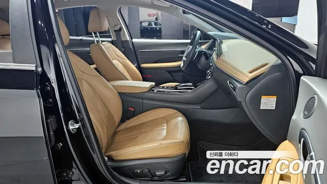 Hyundai Sonata 2022 — фото 10