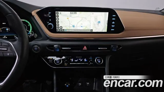 Hyundai Sonata 2022 — фото 14