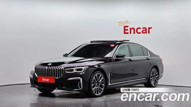 BMW 7-Series 2022 — фото 1