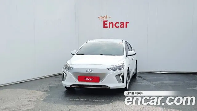 Hyundai Ioniq 2019 — фото 3