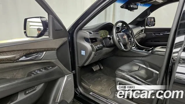 Cadillac Escalade 2015 — фото 10