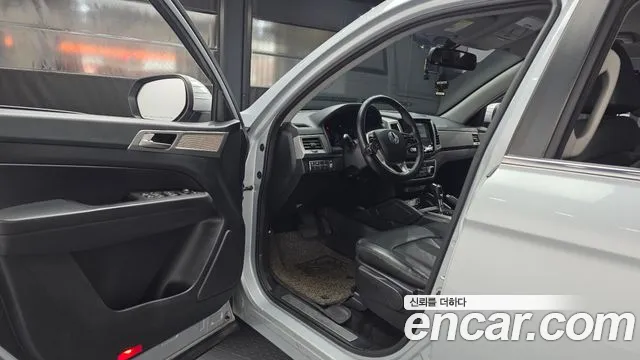 KG_Mobility_Ssangyong Rexton 2019 — фото 10