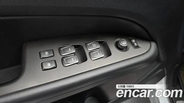 KG_Mobility_Ssangyong Rexton 2019 — фото 17