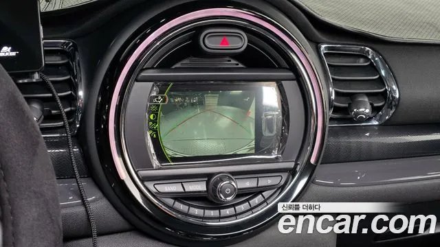 Mini Clubman 2018 — фото 15