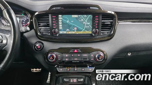 Kia Sorento 2017 — фото 14