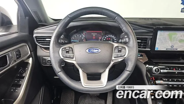 Ford Explorer 2021 — фото 13