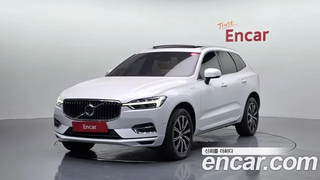 Volvo XC60 2019 — фото 1