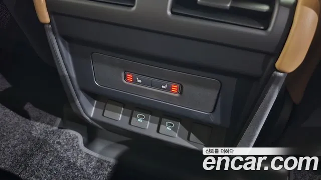 Land Rover Defender 2025 — фото 17