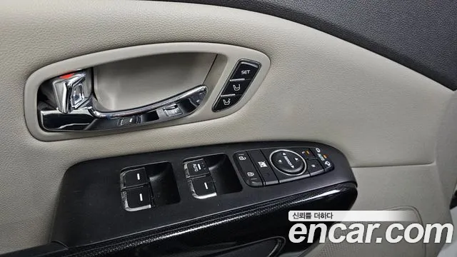 Kia Canival 2016 — фото 16