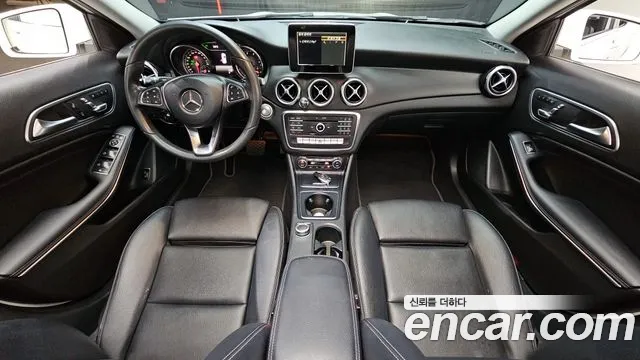 Mercedes-Benz GLA-Class 2018 — фото 7