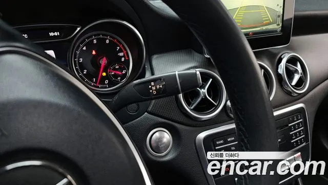 Mercedes-Benz GLA-Class 2018 — фото 9