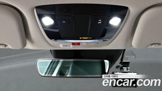 Kia EV6 2023 — фото 18