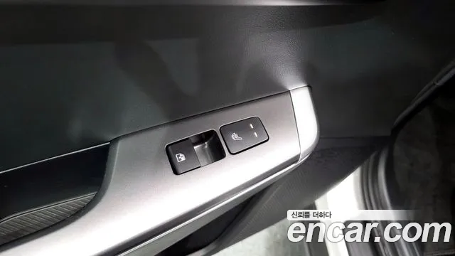 Kia EV6 2023 — фото 19
