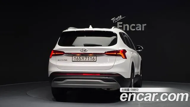 Hyundai Santafe 2023 — фото 4