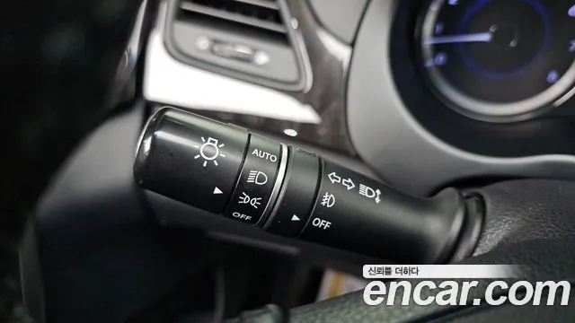 Hyundai Grandeur 2015 — фото 16