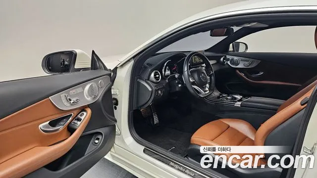 Mercedes-Benz C-Class 2017 — фото 11