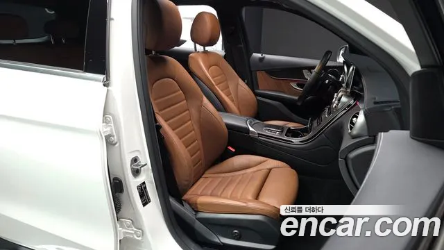 Mercedes-Benz GLC-Class 2022 — фото 10