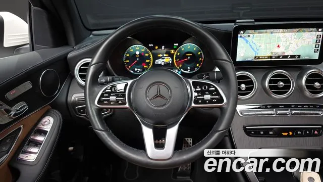 Mercedes-Benz GLC-Class 2022 — фото 13