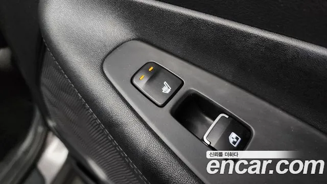 Hyundai Santafe 2023 — фото 19