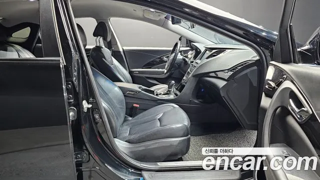 Hyundai Grandeur 2014 — фото 10