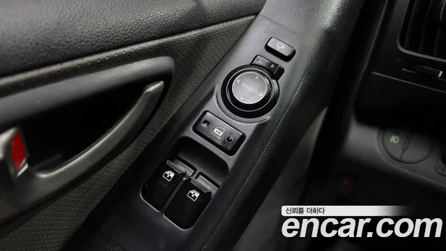 Hyundai Starex 2013 — фото 15