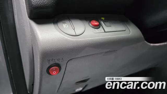 Hyundai Starex 2013 — фото 19
