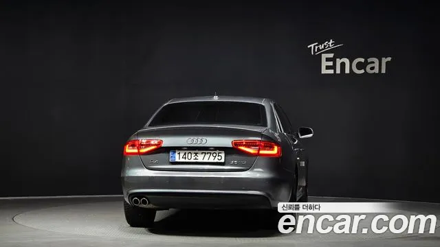Audi A4 2015 — фото 4