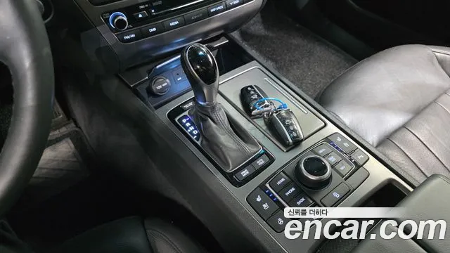 Hyundai Genesis 2016 — фото 9