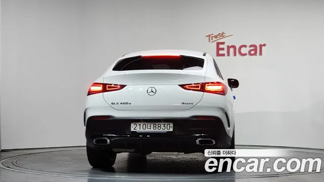 Mercedes-Benz GLE-Class 2022 — фото 3
