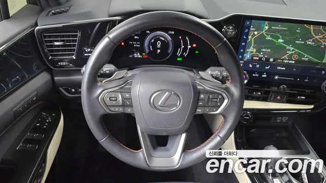 Lexus NX 2023 — фото 13