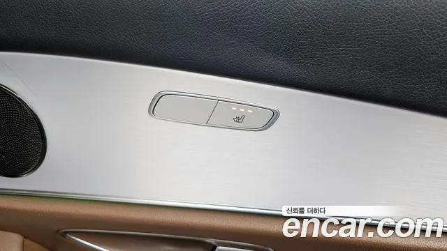 Mercedes-Benz E-Class 2021 — фото 18