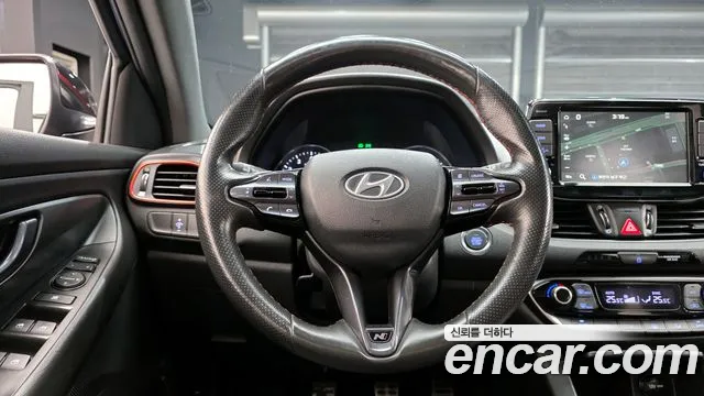 Hyundai i30 2020 — фото 13