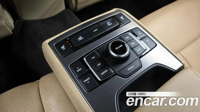 Hyundai Genesis 2014 — фото 19