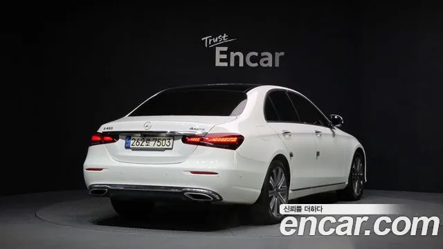 Mercedes-Benz E-Class 2021 — фото 2