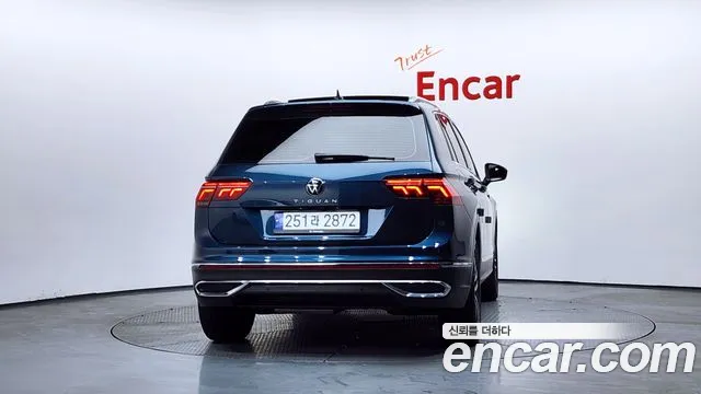 Volkswagen Tiguan 2021 — фото 4