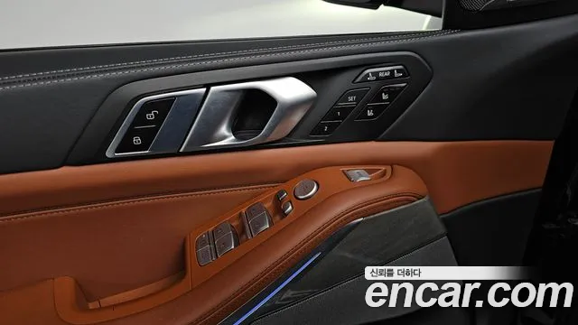 BMW X7 2024 — фото 17