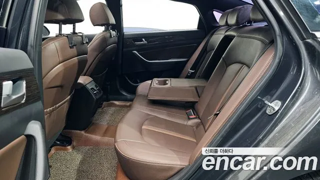 Hyundai Sonata 2018 — фото 12