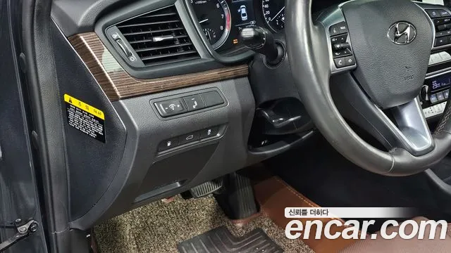 Hyundai Sonata 2018 — фото 17