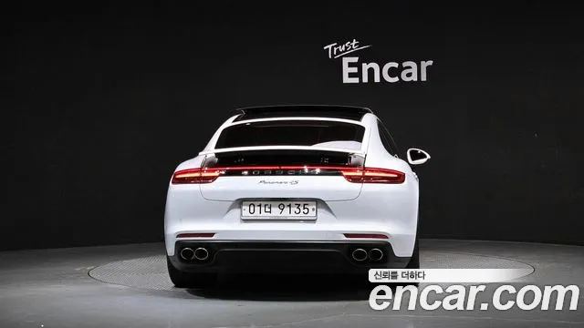 Porsche Panamera 2018 — фото 4