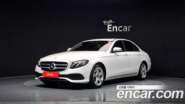 Mercedes-Benz E-Class 2017 — фото 1
