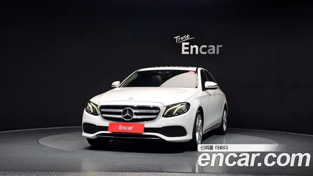 Mercedes-Benz E-Class 2017 — фото 3