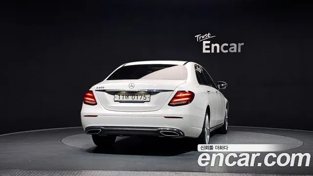Mercedes-Benz E-Class 2017 — фото 4