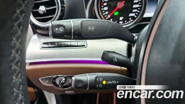 Mercedes-Benz E-Class 2017 — фото 18