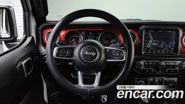 Jeep Wrangler 2018 — фото 13