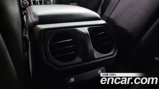 Jeep Wrangler 2018 — фото 19
