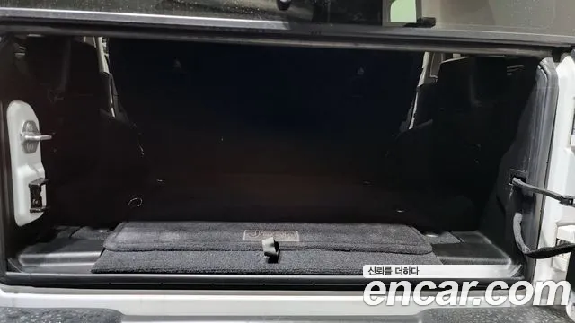 Jeep Wrangler 2018 — фото 20